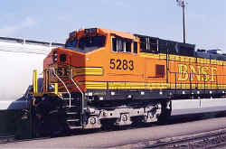 BNSF5283b.jpg (101995 bytes)