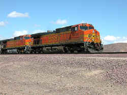 BNSF5496.jpg (104885 bytes)