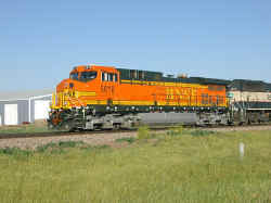 BNSF5618b.jpg (91809 bytes)